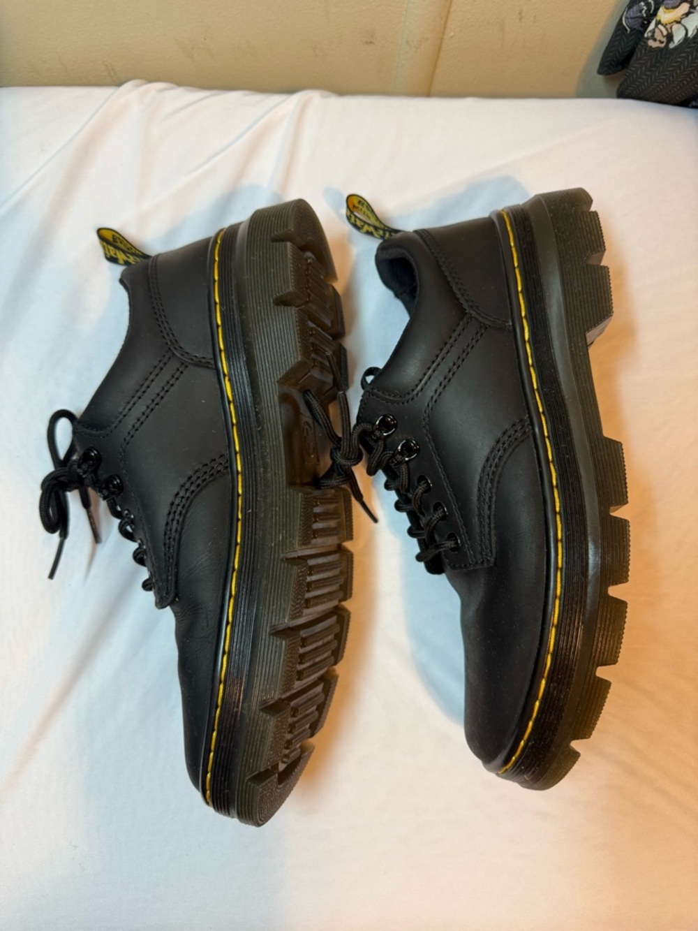 Dr. Martens Reeder Black Textile Sneaker L10 M9